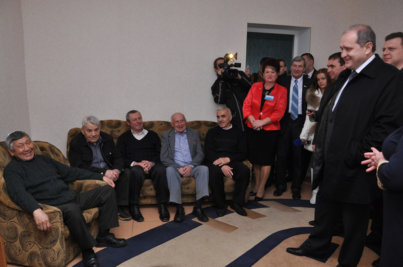 Крымский премьер посетил социальный комплекс в Красногвардейском районе