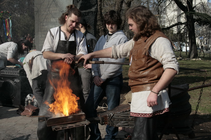 В Симферополе кузнецы устроили День стального Валентина