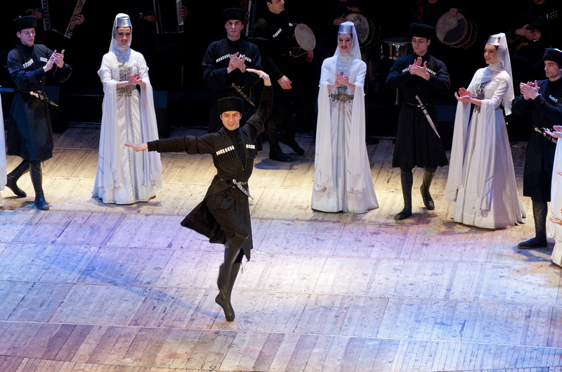 В Севастополе выступил грузинский балет