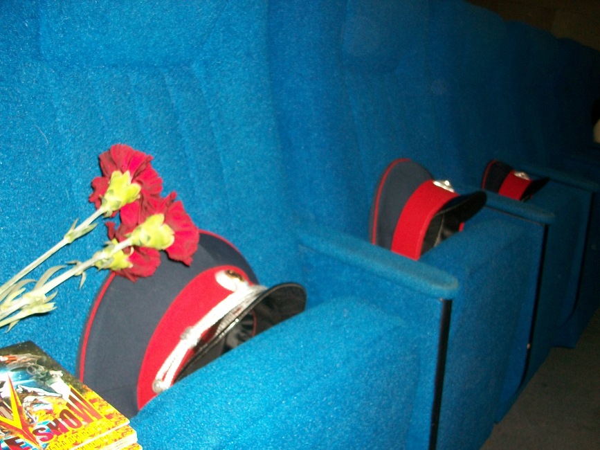 В Симферополе байкеры поздравили ветеранов с 23 февраля