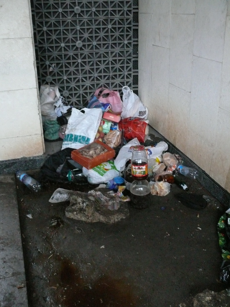 Протестующие в Симферополе пытались штурмовать здание парламента