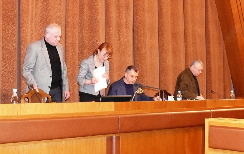 Сессия Верховной Рады АРК не состоялась