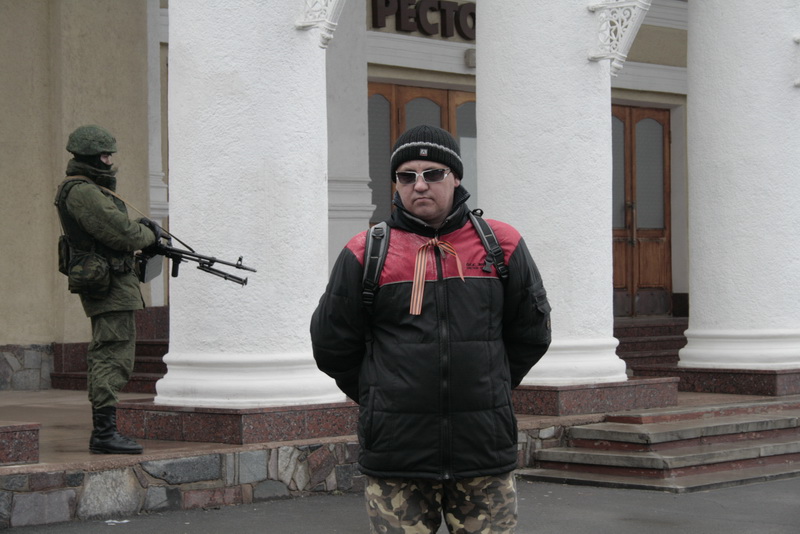 Военные обеспечивают безопасность в аэропорту Симферополя, – служба безопасности аэропорта