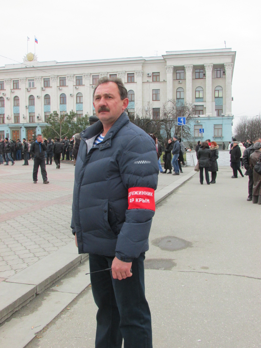 Симферополь взяли под охрану народные дружины