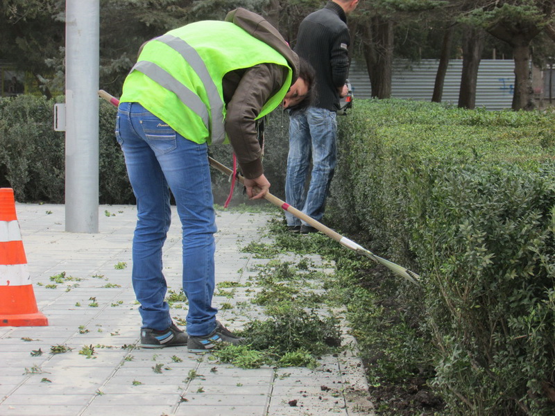 Реконструкция площади перед парком Шевченко в Симферополе подходит к концу