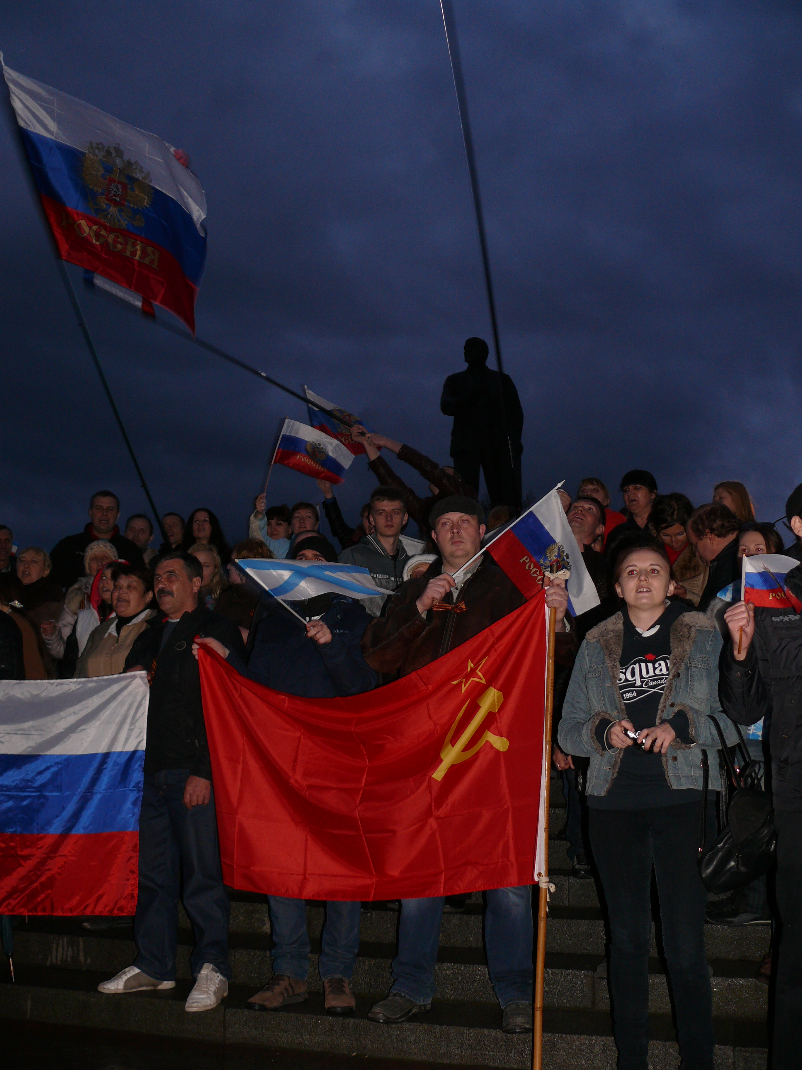 В Симферополе прошел митинг против пропаганды в украинских СМИ