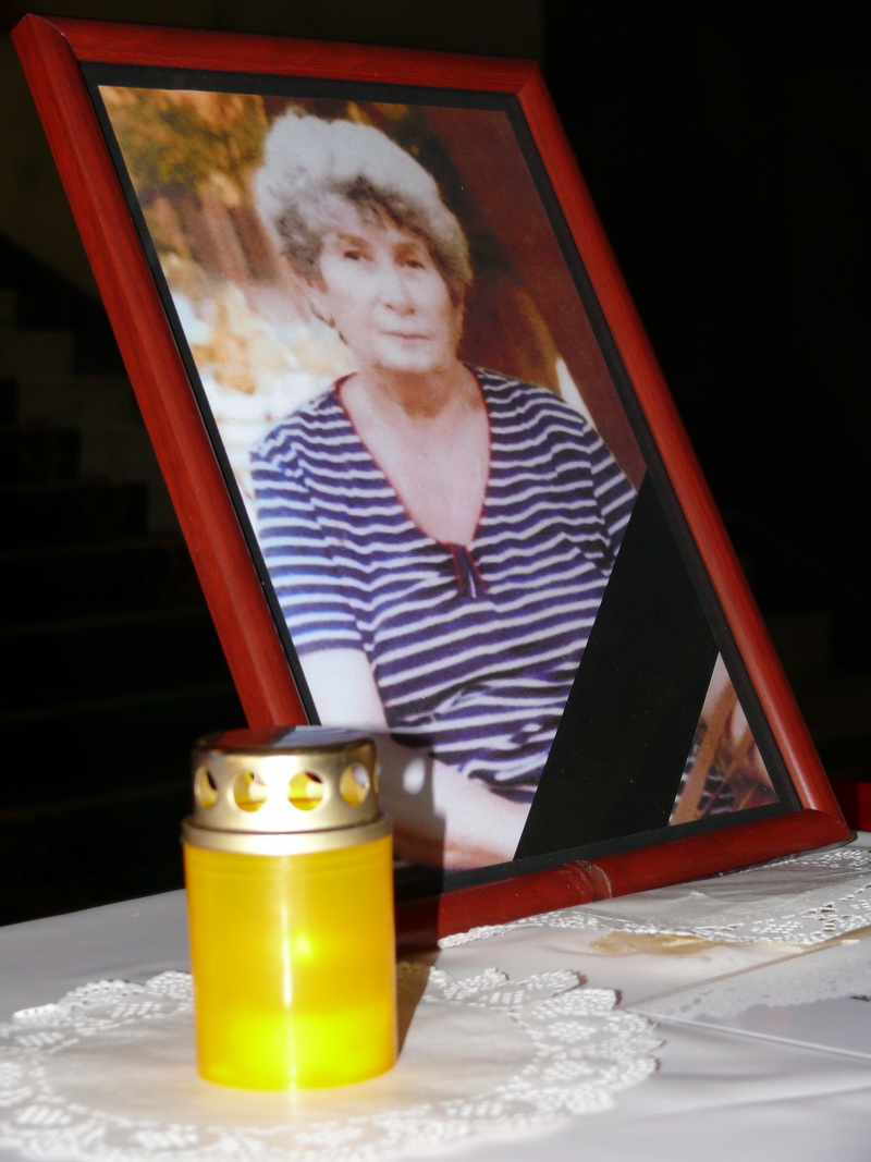 Семьям погибших на митинге в Симферополе выплатят по 10 тыс. грн.