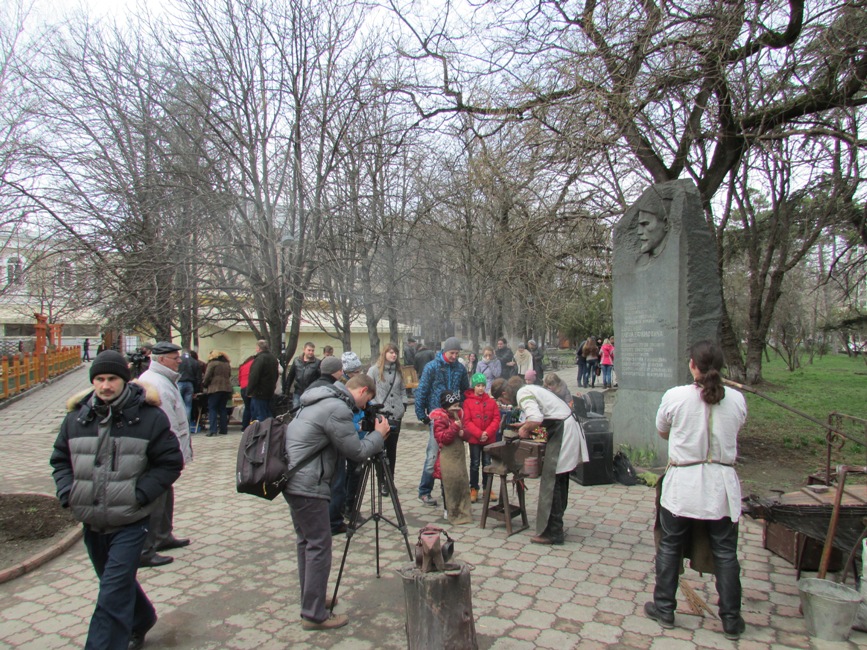 В Симферополе кузнецы провели фестиваль в честь 8 марта 