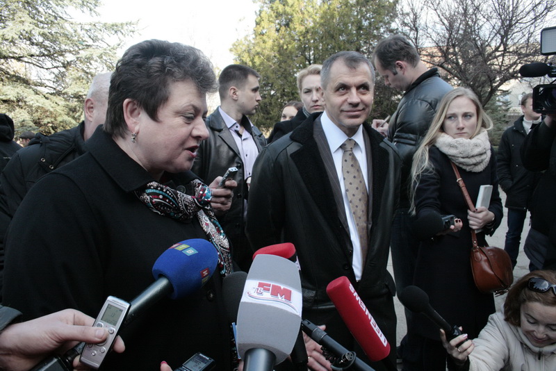 Детская больница в Симферополе получила гуманитарную помощь от Владимирской области