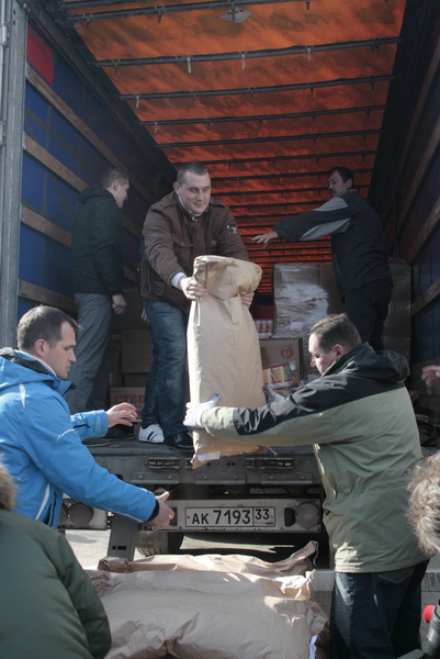 Детская больница в Симферополе получила гуманитарную помощь от Владимирской области