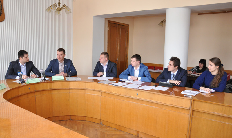 В Симферополе провели Форум молодежных организаций