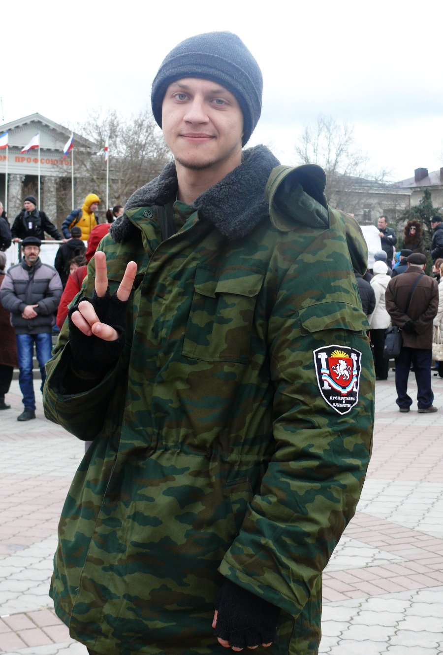 В Симферополе проводят митинг в поддержку референдума