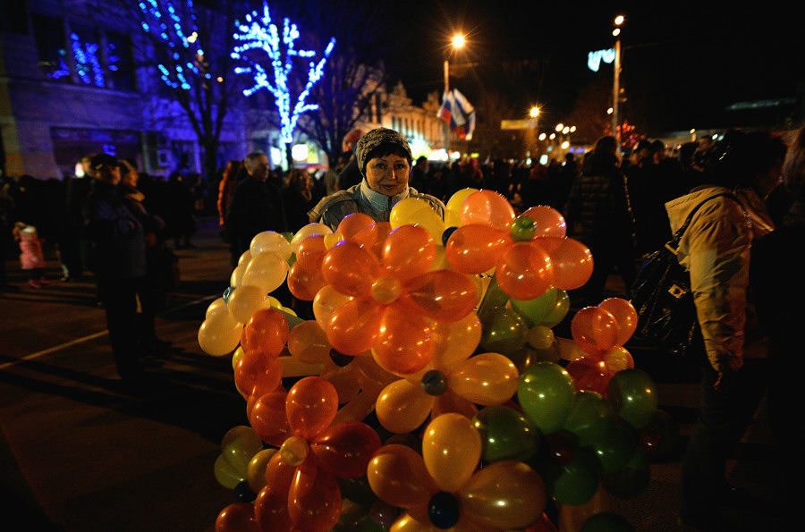 В Симферополе отмечают проведение референдума