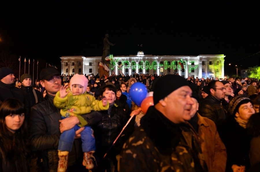 В Симферополе отмечают проведение референдума