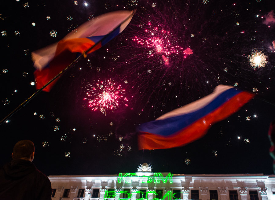 В Симферополе отмечают проведение референдума