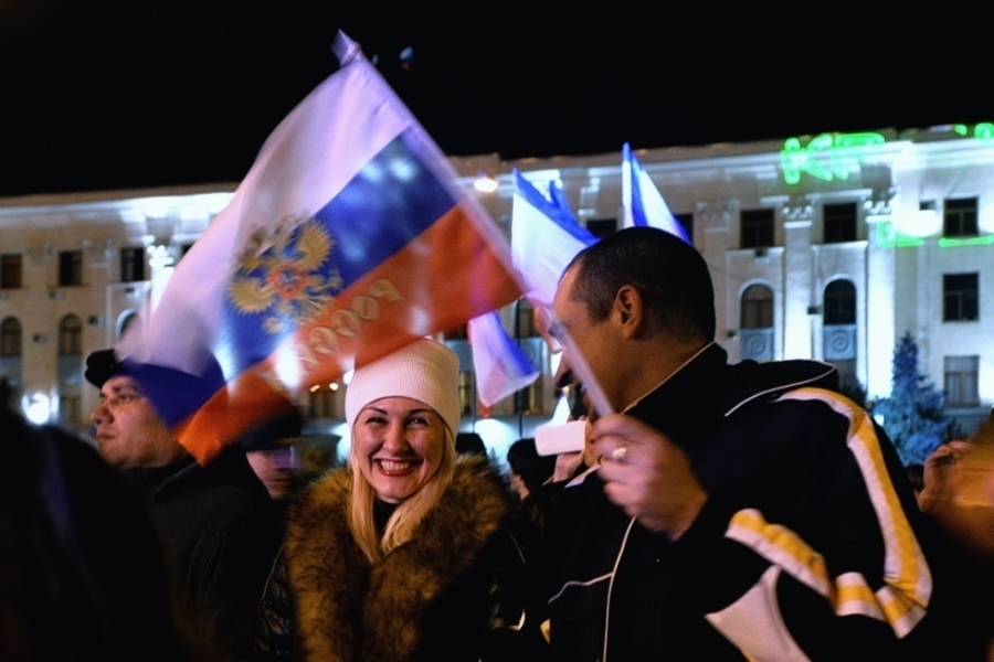 В Симферополе отмечают проведение референдума