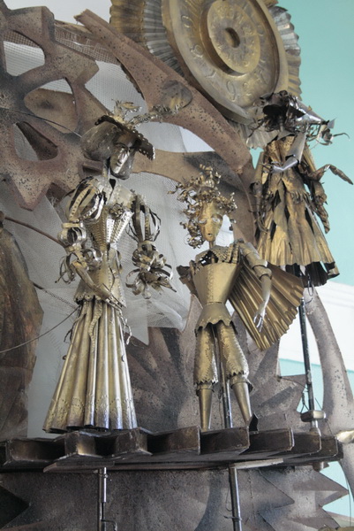 В Симферополе открылась выставка театральных кукол