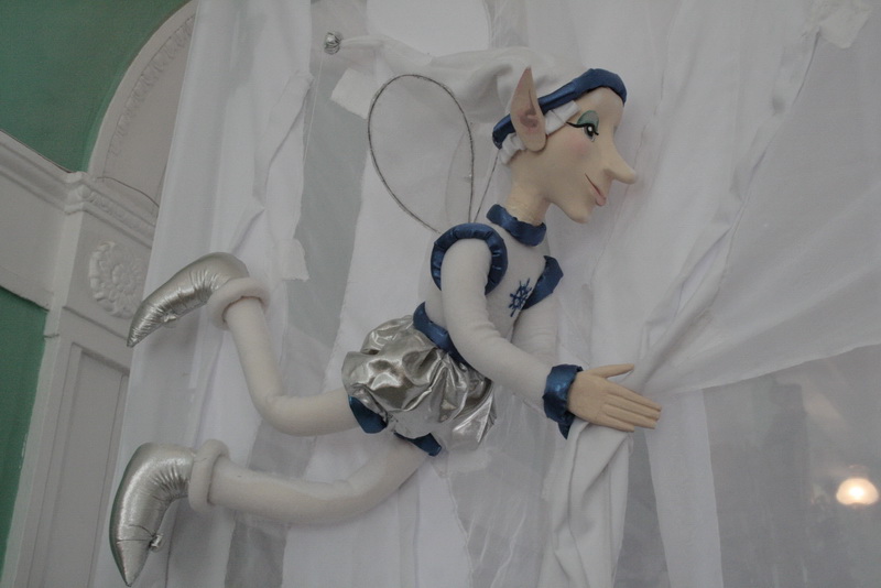 В Симферополе открылась выставка театральных кукол