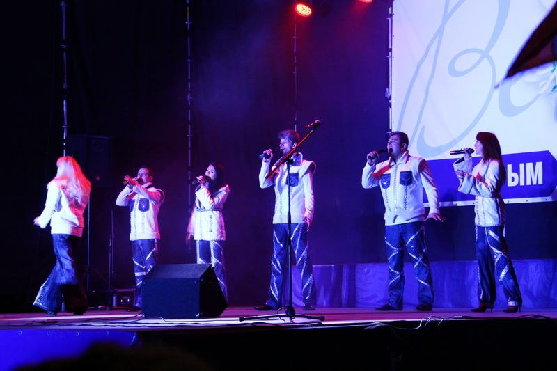 В Симферополе залпами салюта отметили присоединение Крыма к России