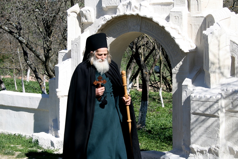 В Крыму почтили память погибших жителей сожженного села Лаки