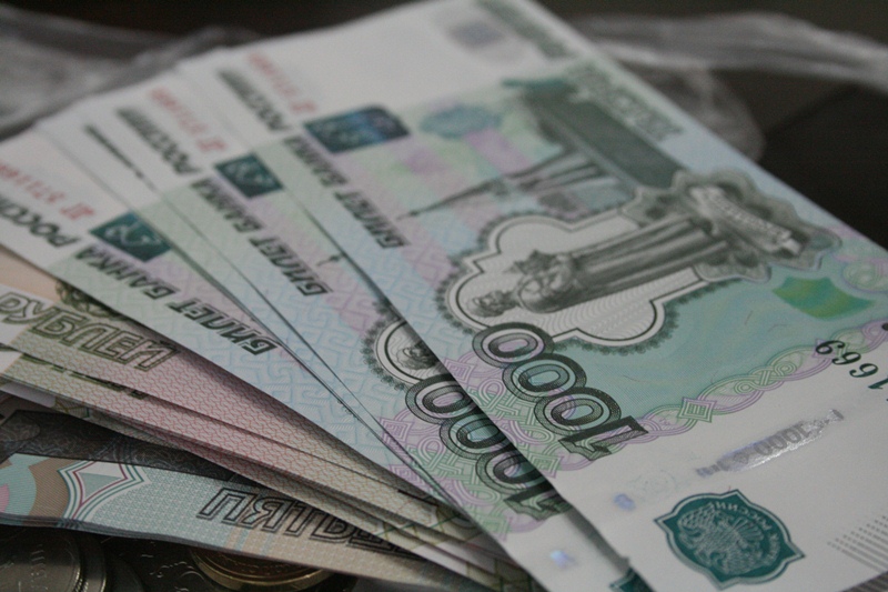 В Крыму выдача первых пенсий в рублях проходит без очередей