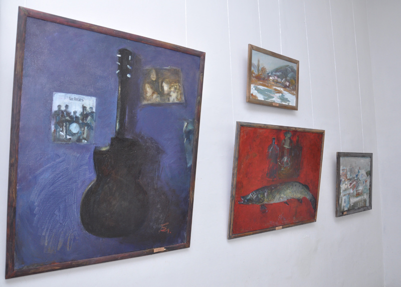 В Симферополе открылась персональная выставка крымской художницы