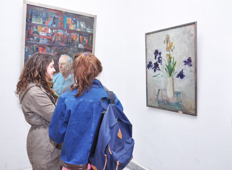 В Симферополе открылась персональная выставка крымской художницы