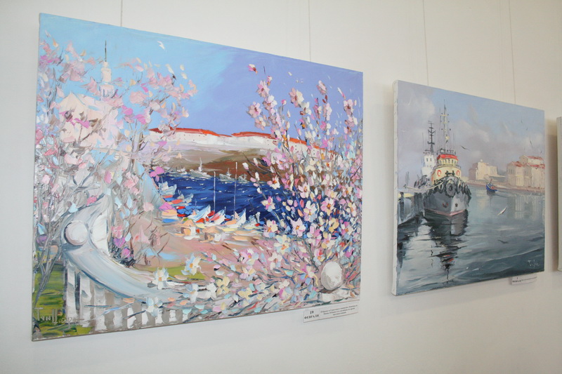 В Симферополе открылась выставка-летопись событий в Крыму