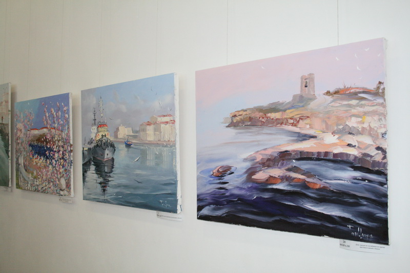 В Симферополе открылась выставка-летопись событий в Крыму