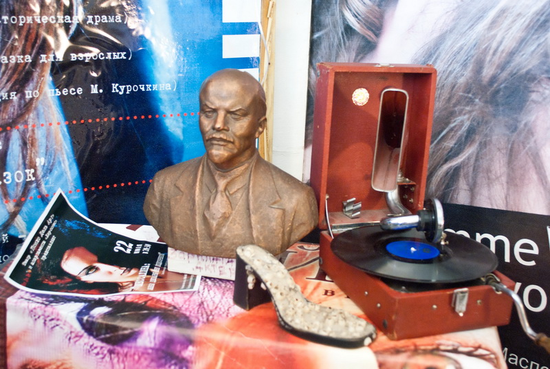 В Севастополе открылась выставка «Театральный Севастополь»