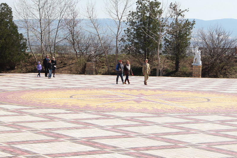 В парке львов в Белогорском районе построили вертолетную площадку