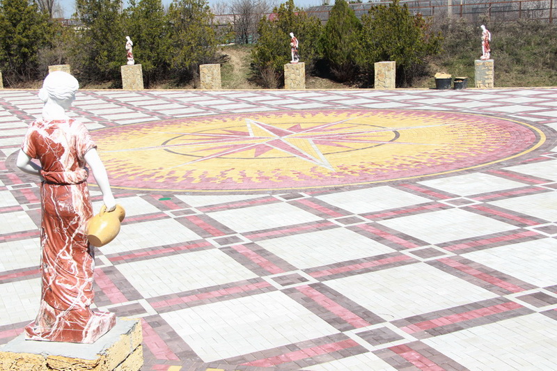 В парке львов в Белогорском районе построили вертолетную площадку