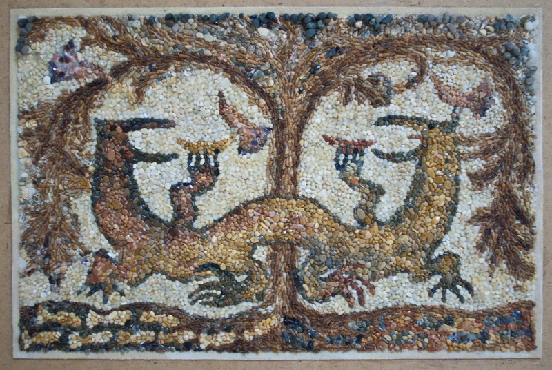 В Севастополе открылась выставка «Красная нить»