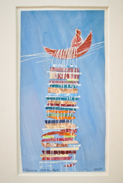 В Севастополе открылась выставка «Красная нить»