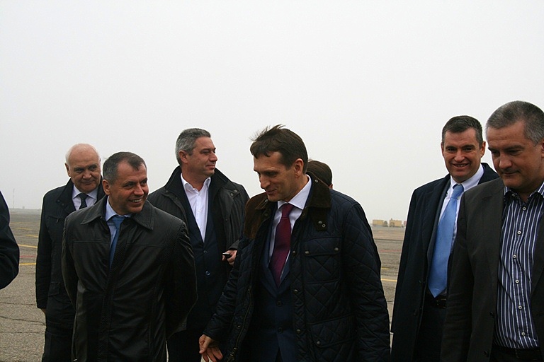 В Симферополь прилетел глава Госдумы России 