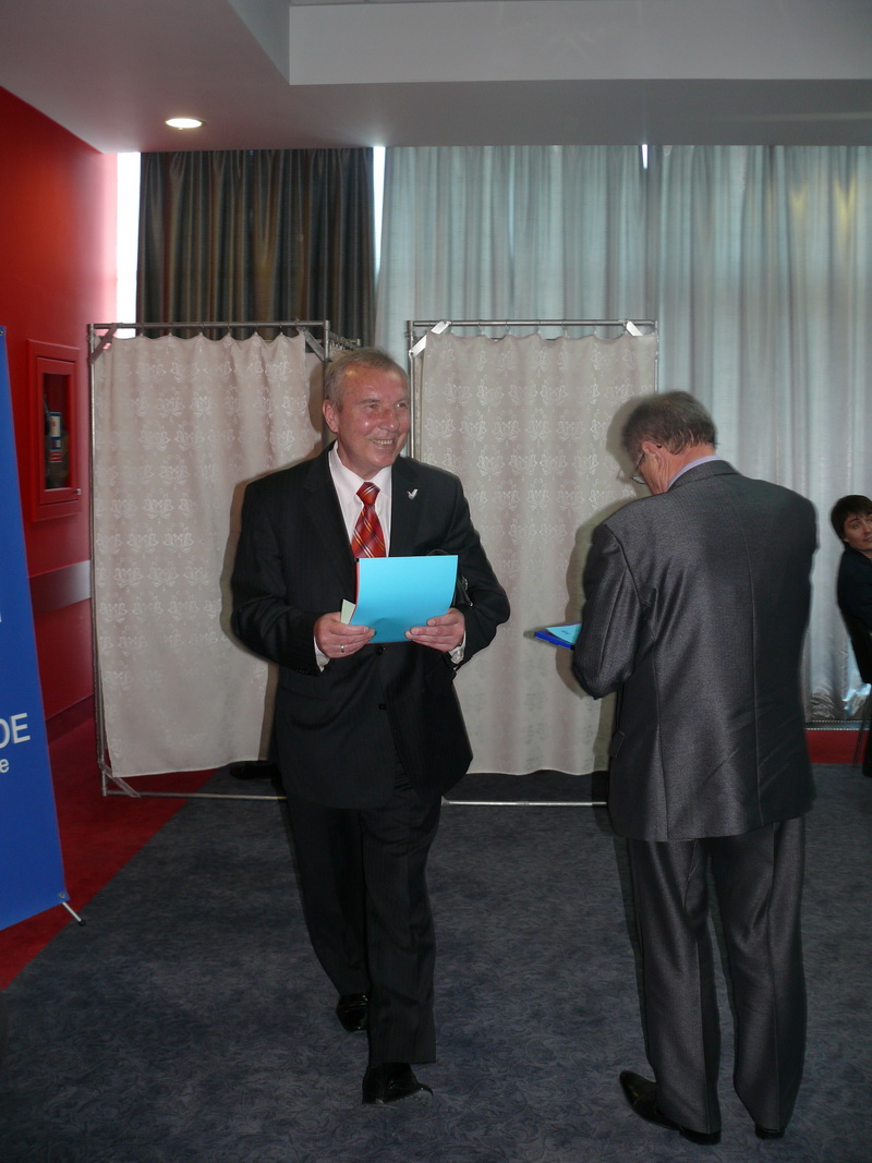 В политсовет крымской парторганизации «Единая Россия» вошло 15 человек