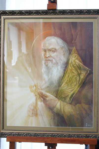 В Симферополе открылась юбилейная выставка крымской художницы