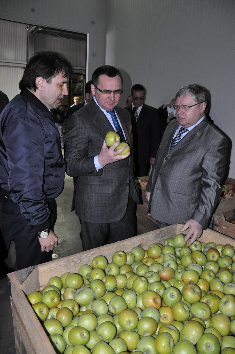 Министр сельского хозяйства РФ посетил предприятия Крыма