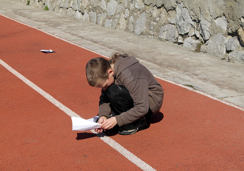 В Ялте прошел фестиваль бумажных самолетиков