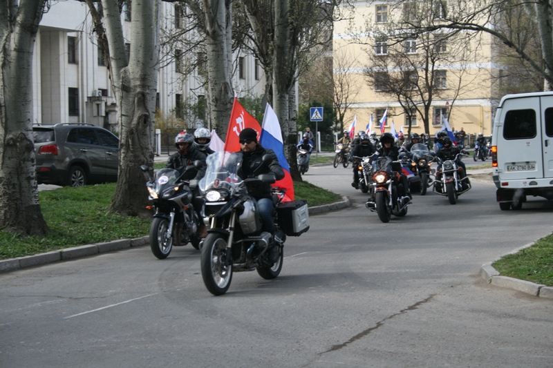 В Симферополе почтили память освободителей города