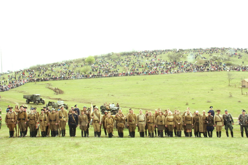 В Симферопольском районе устроили военную реконструкцию