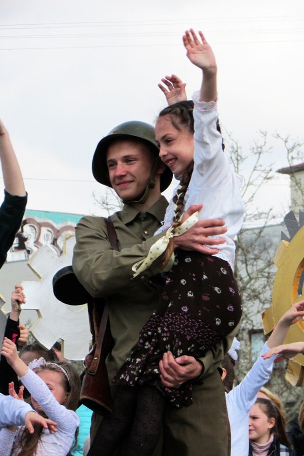 В Симферополе провели общегородскую минуту молчания 