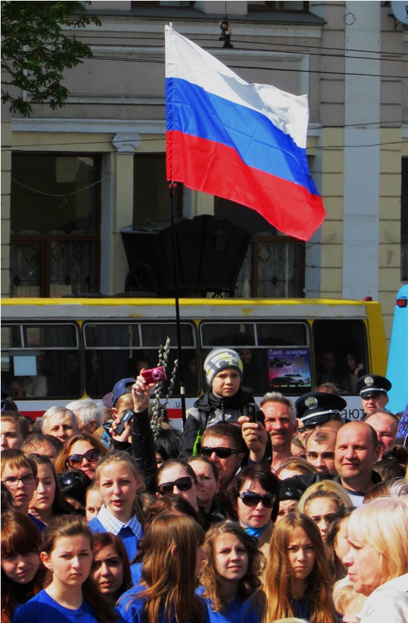 В Симферополе провели общегородскую минуту молчания 