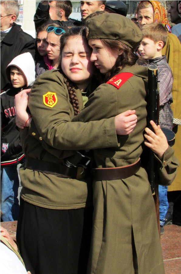 В Симферополе провели общегородскую минуту молчания 