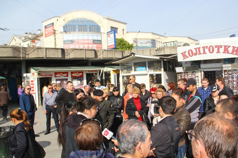Предприниматели подземных переходов Симферополя митинговали против смены руководства