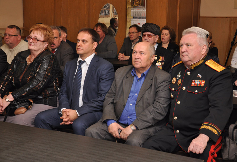 Крымчанам вручили награды императорского дома Романовых