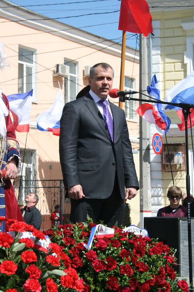 В Симферополе отметили годовщину подписания манифеста о присоединении Крыма к России