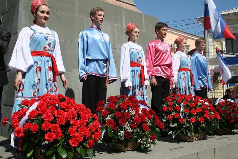 В Симферополе отметили годовщину подписания манифеста о присоединении Крыма к России