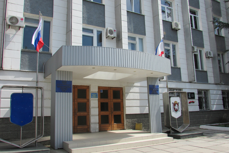 Вице-премьер Крыма пообщался с жителями Бахчисарая