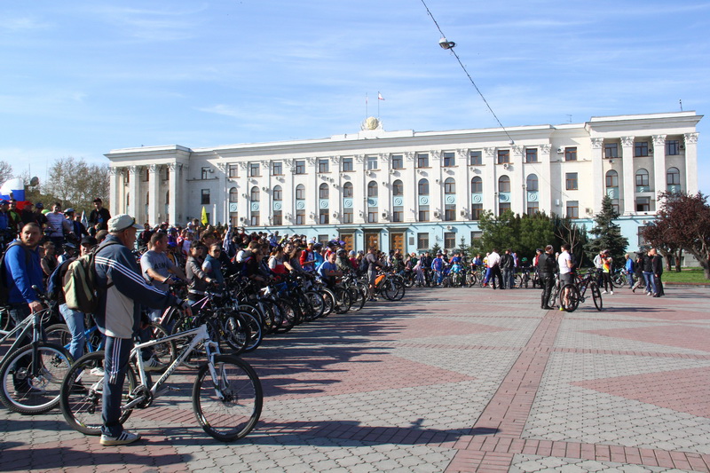 В Симферополе открыли велосипедный сезон